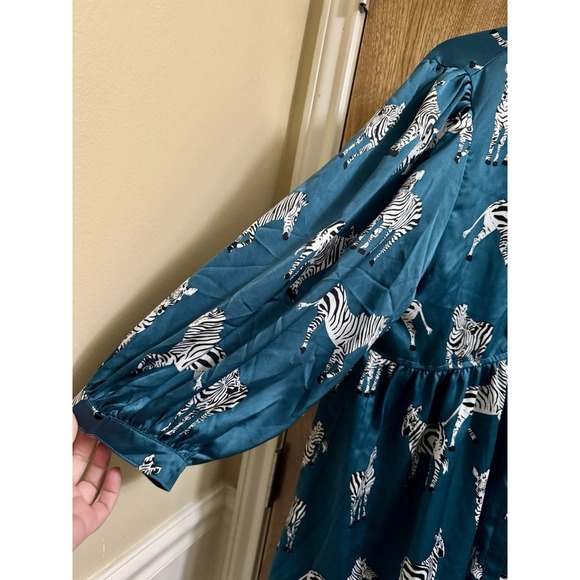 Umgee Boutique Satin Zebra Babydoll Top Dress Turquoise Button Down Flowy Sz L - Picture 4 of 11